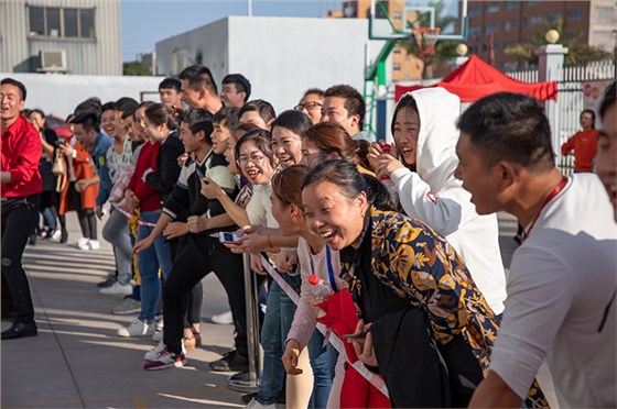 熱情的欣靈啦啦隊