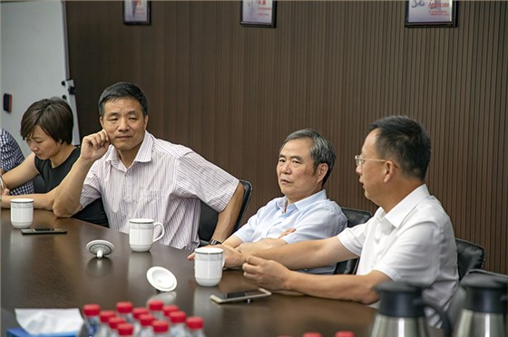 座談會(huì)現(xiàn)場1